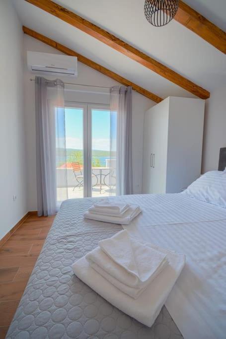Villa With Amazing View And A Private Pool, Susnjar 1 Kruševo Εξωτερικό φωτογραφία