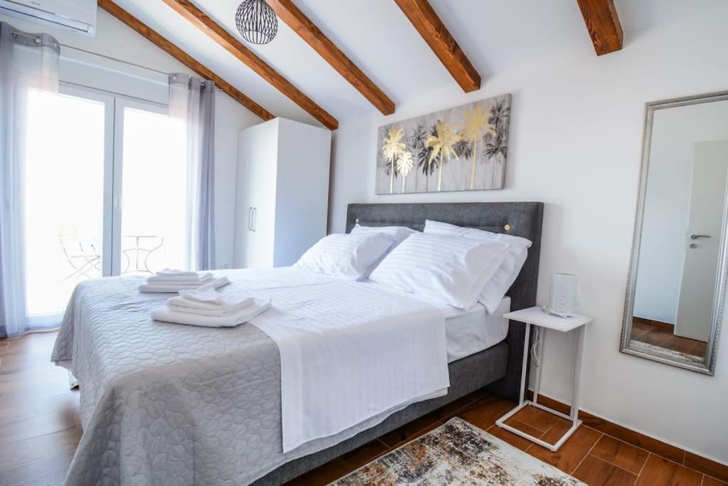 Villa With Amazing View And A Private Pool, Susnjar 1 Kruševo Εξωτερικό φωτογραφία
